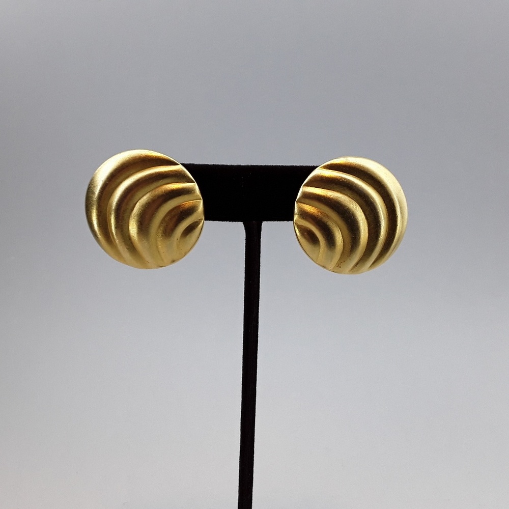 Erwin Pearl Gold Tone Earrings P.E.P. Vintage